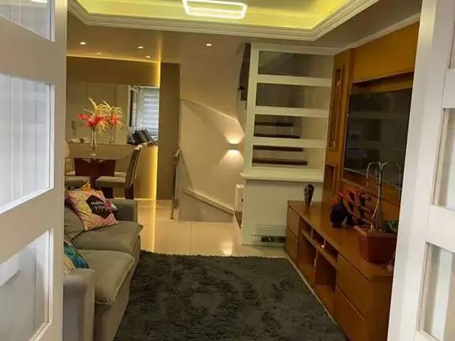 Casa / Sobrado em Condomínio para Locação em Porto Alegre/RS Bela Vista 2 Quartos