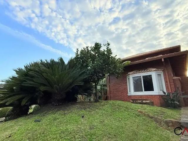 Casa / Sobrado em Condomínio para Locação em Porto Alegre/RS Belém Novo 5 Quartos