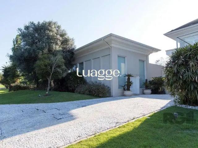 Casa / Sobrado em Condomínio para Locação em Porto Alegre/RS Belém Novo 5 Quartos