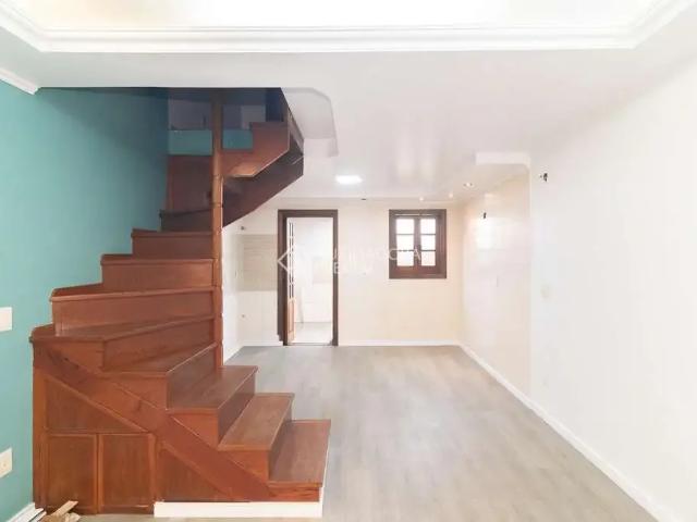 Casa / Sobrado em Condomínio para Locação em Porto Alegre/RS Camaquã 2 Quartos