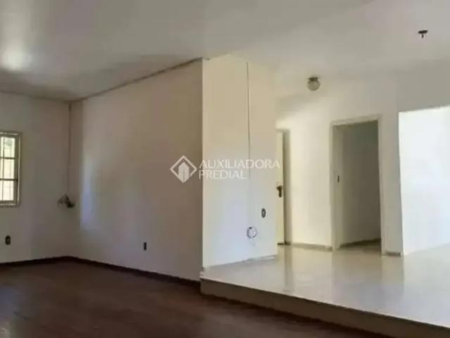 Casa / Sobrado em Condomínio para Locação em Porto Alegre/RS Camaquã 4 Quartos