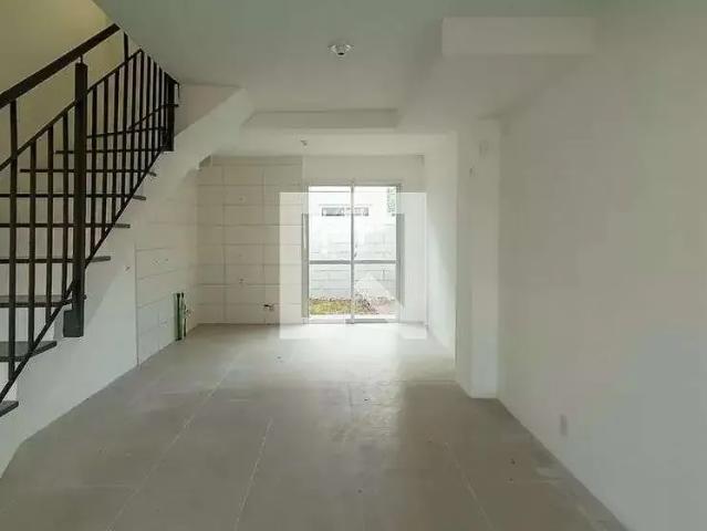Casa / Sobrado em Condomínio para Locação em Porto Alegre/RS Campo Novo 2 Quartos