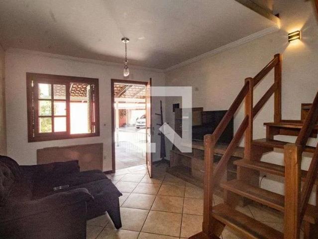 Casa / Sobrado em Condomínio para Locação em Porto Alegre/RS Cavalhada 3 Quartos
