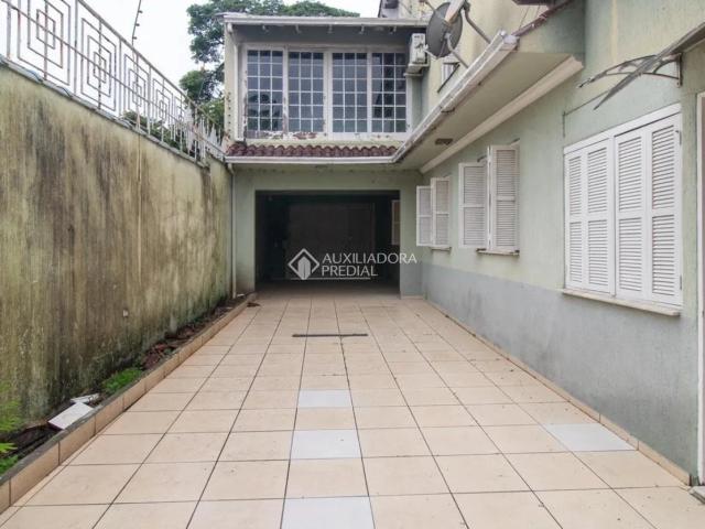 Casa / Sobrado em Condomínio para Locação em Porto Alegre/RS Cavalhada 4 Quartos