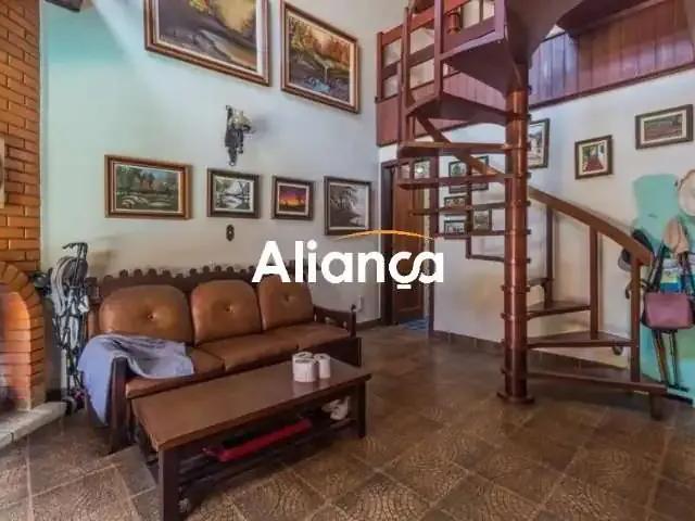 Casa / Sobrado em Condomínio para Locação em Porto Alegre/RS Coronel Aparício Borges 4 Quartos