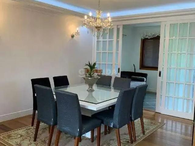 Casa / Sobrado em Condomínio para Locação em Porto Alegre/RS Cristal 3 Quartos