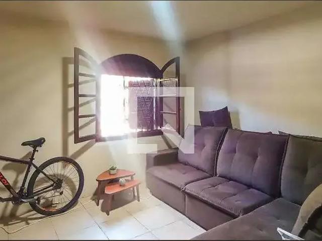 Casa / Sobrado em Condomínio para Locação em Porto Alegre/RS Cristal 3 Quartos