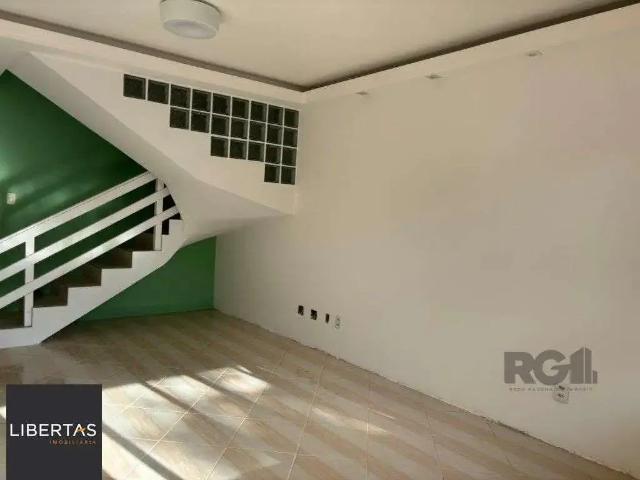 Casa / Sobrado em Condomínio para Locação em Porto Alegre/RS Guarujá 3 Quartos