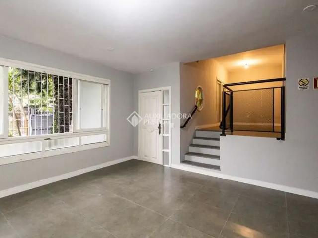 Casa / Sobrado em Condomínio para Locação em Porto Alegre/RS Higienópolis 3 Quartos