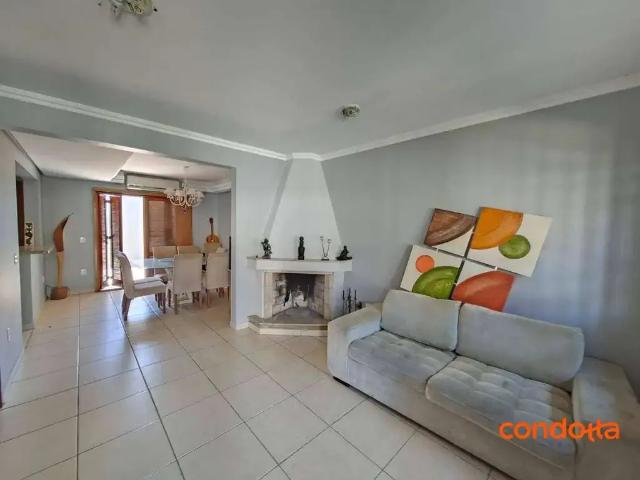 Casa / Sobrado em Condomínio para Locação em Porto Alegre/RS Hípica 3 Quartos