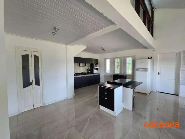 Casa / Sobrado em Condomínio para Locação em Porto Alegre/RS Hípica 3 Quartos