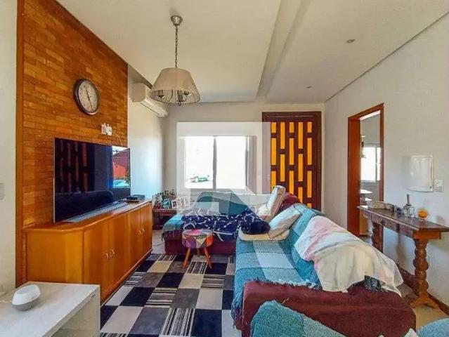 Casa / Sobrado em Condomínio para Locação em Porto Alegre/RS Hípica 3 Quartos