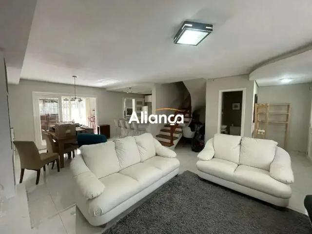 Casa / Sobrado em Condomínio para Locação em Porto Alegre/RS Hípica 4 Quartos