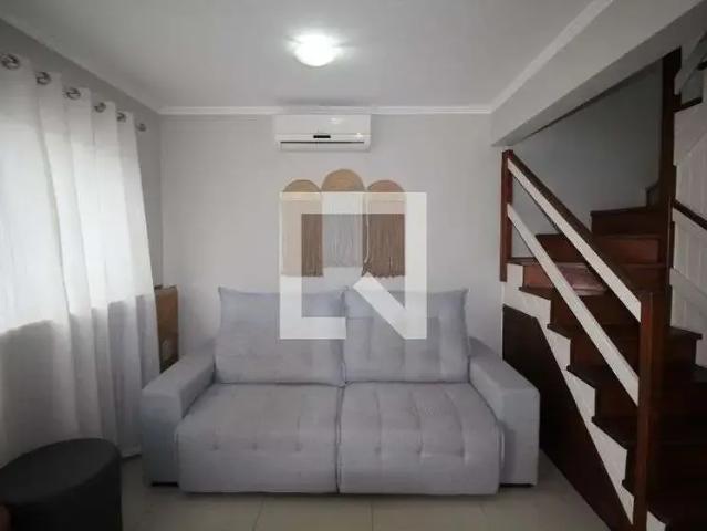 Casa / Sobrado em Condomínio para Locação em Porto Alegre/RS Humaitá 2 Quartos