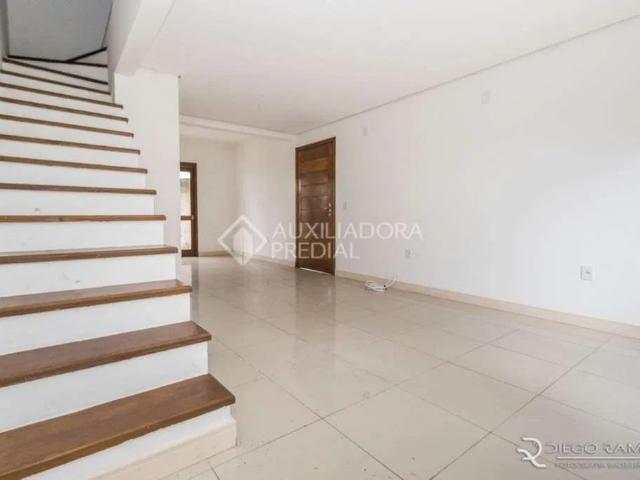 Casa / Sobrado em Condomínio para Locação em Porto Alegre/RS Ipanema 2 Quartos