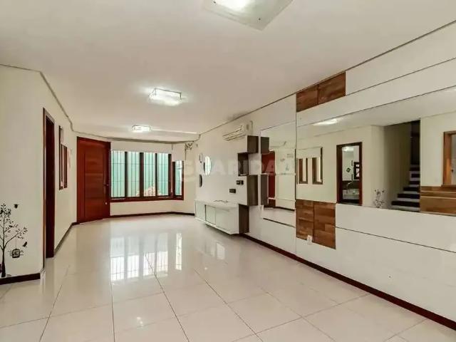 Casa / Sobrado em Condomínio para Locação em Porto Alegre/RS Ipanema 3 Quartos
