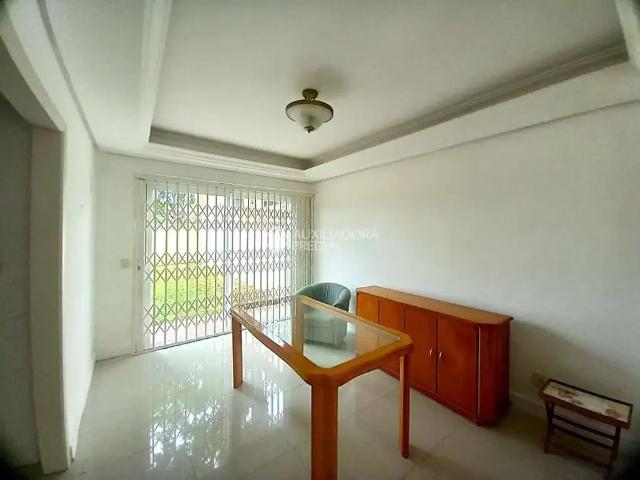 Casa / Sobrado em Condomínio para Locação em Porto Alegre/RS Ipanema 3 Quartos