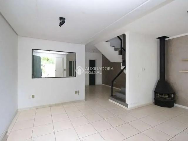 Casa / Sobrado em Condomínio para Locação em Porto Alegre/RS Ipanema 3 Quartos