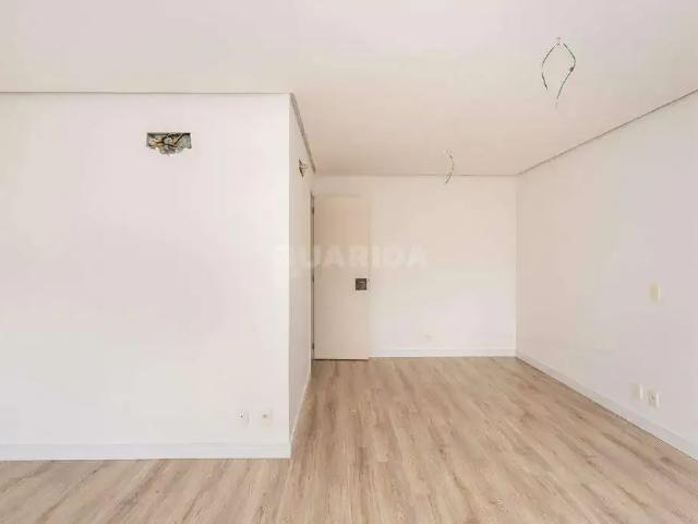 Casa / Sobrado em Condomínio para Locação em Porto Alegre/RS Ipanema 3 Quartos