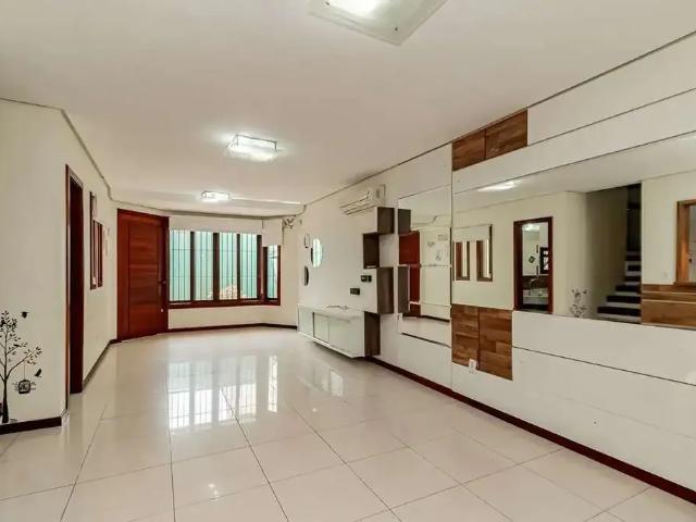 Casa / Sobrado em Condomínio para Locação em Porto Alegre/RS Ipanema 3 Quartos