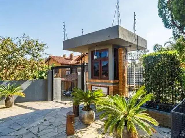 Casa / Sobrado em Condomínio para Locação em Porto Alegre/RS Ipanema 3 Quartos
