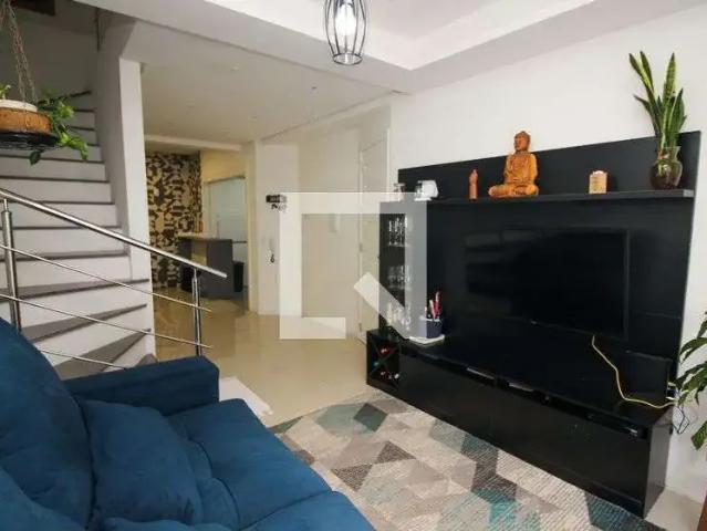 Casa / Sobrado em Condomínio para Locação em Porto Alegre/RS Ipanema 4 Quartos