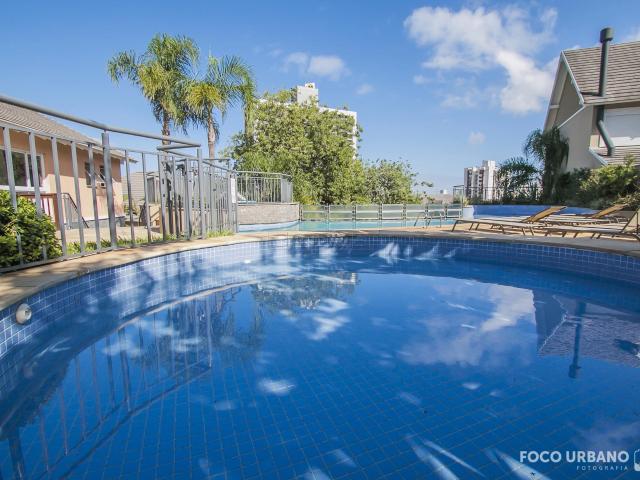 Casa / Sobrado em Condomínio para Locação em Porto Alegre/RS Jardim Carvalho 3 Quartos
