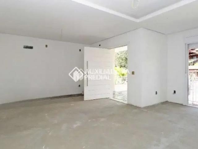 Casa / Sobrado em Condomínio para Locação em Porto Alegre/RS Jardim Floresta 5 Quartos