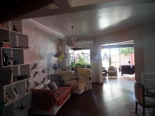 Casa / Sobrado em Condomínio para Locação em Porto Alegre/RS Jardim Itu Sabará 3 Quartos