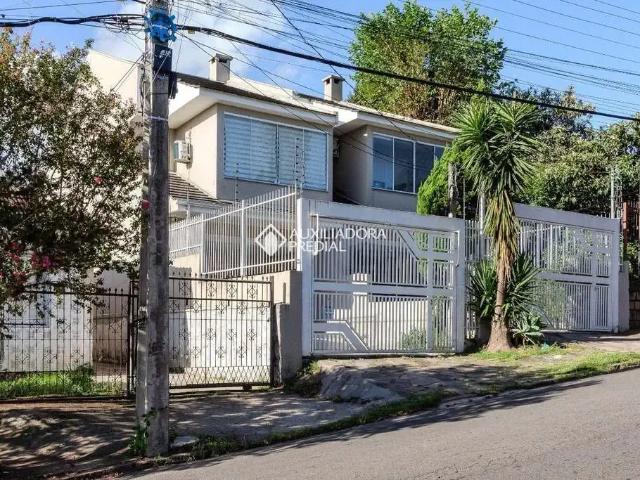 Casa / Sobrado em Condomínio para Locação em Porto Alegre/RS Jardim Itu Sabará 3 Quartos