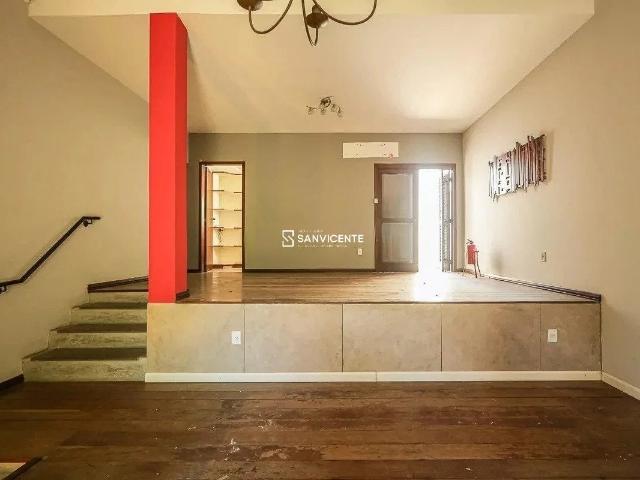 Casa / Sobrado em Condomínio para Locação em Porto Alegre/RS Jardim Itu 4 Quartos