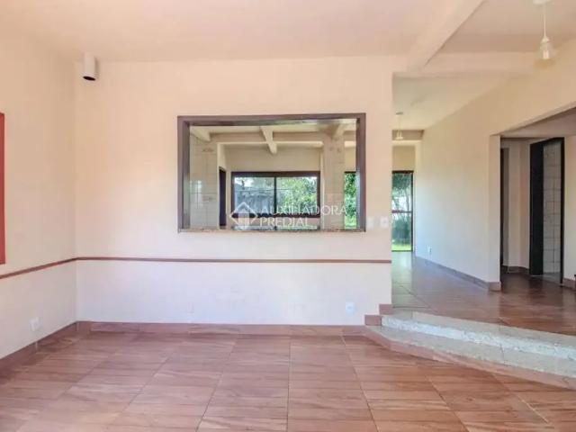 Casa / Sobrado em Condomínio para Locação em Porto Alegre/RS Jardim Leopoldina 4 Quartos