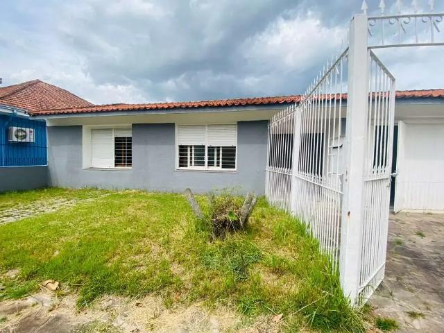 Casa / Sobrado em Condomínio para Locação em Porto Alegre/RS Jardim Lindóia 2 Quartos