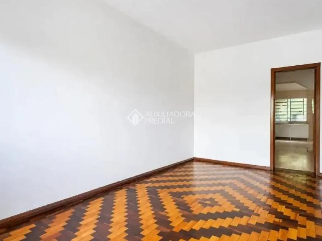 Casa / Sobrado em Condomínio para Locação em Porto Alegre/RS Jardim Sabará 3 Quartos