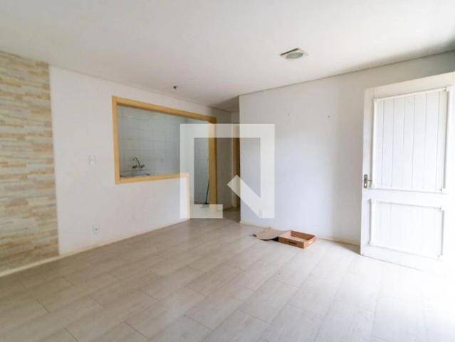 Casa / Sobrado em Condomínio para Locação em Porto Alegre/RS Lomba do Pinheiro 3 Quartos