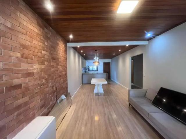 Casa / Sobrado em Condomínio para Locação em Porto Alegre/RS Mário Quintana 3 Quartos