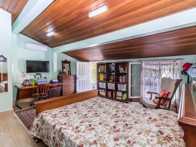 Casa / Sobrado em Condomínio para Locação em Porto Alegre/RS Moinhos de Vento 4 Quartos