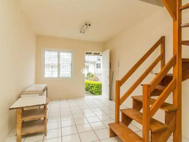 Casa / Sobrado em Condomínio para Locação em Porto Alegre/RS Morro Santana 2 Quartos
