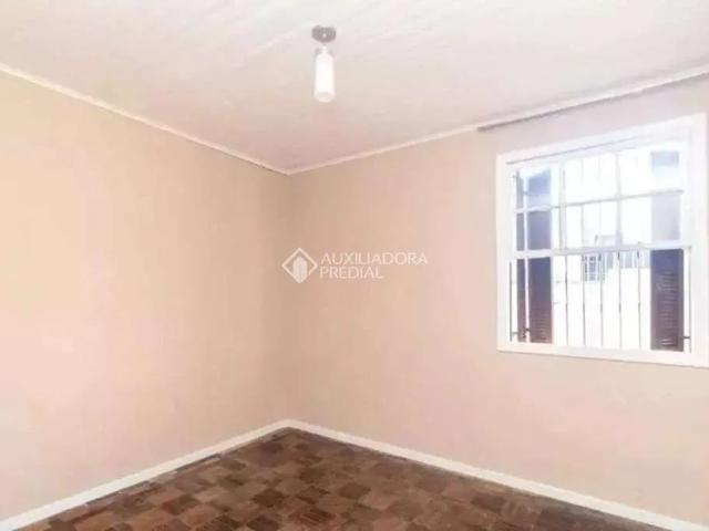 Casa / Sobrado em Condomínio para Locação em Porto Alegre/RS Navegantes 2 Quartos