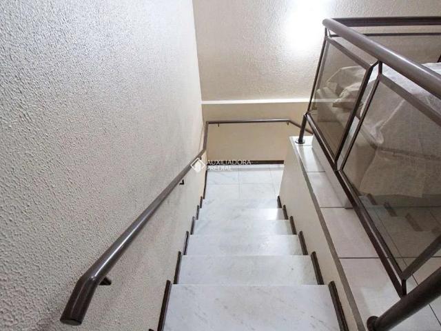 Casa / Sobrado em Condomínio para Locação em Porto Alegre/RS Passo da Areia 3 Quartos