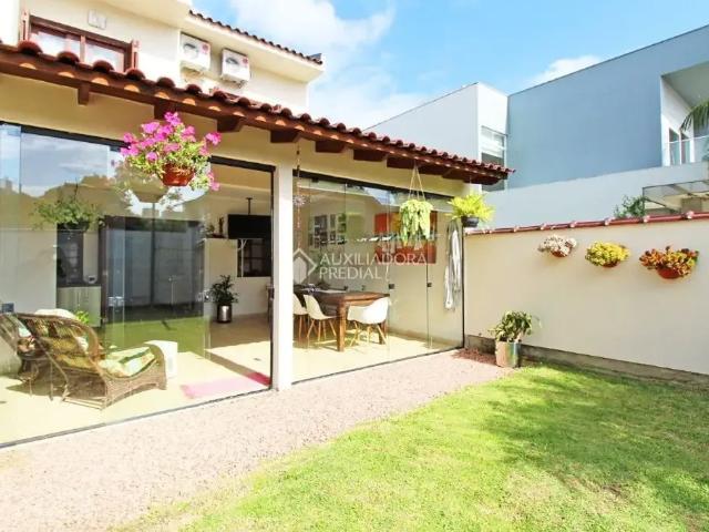 Casa / Sobrado em Condomínio para Locação em Porto Alegre/RS Passo das Pedras 3 Quartos