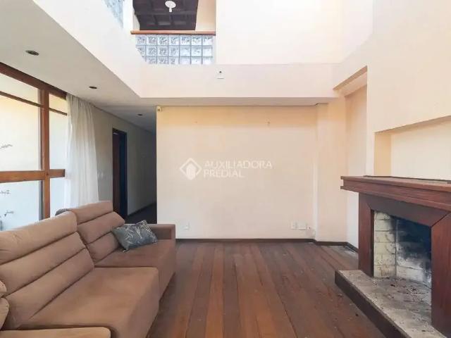 Casa / Sobrado em Condomínio para Locação em Porto Alegre/RS Pedra Redonda 4 Quartos
