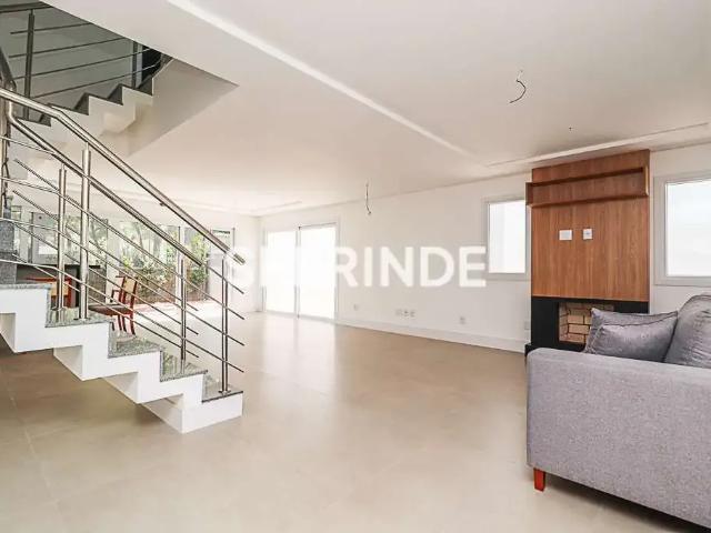 Casa / Sobrado em Condomínio para Locação em Porto Alegre/RS Pedra Redonda 4 Quartos
