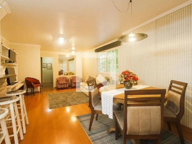 Casa / Sobrado em Condomínio para Locação em Porto Alegre/RS Petrópolis 3 Quartos