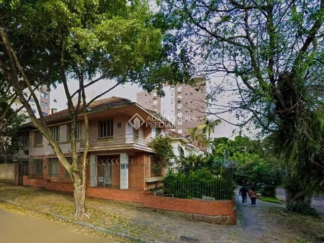 Casa / Sobrado em Condomínio para Locação em Porto Alegre/RS Petrópolis 4 Quartos