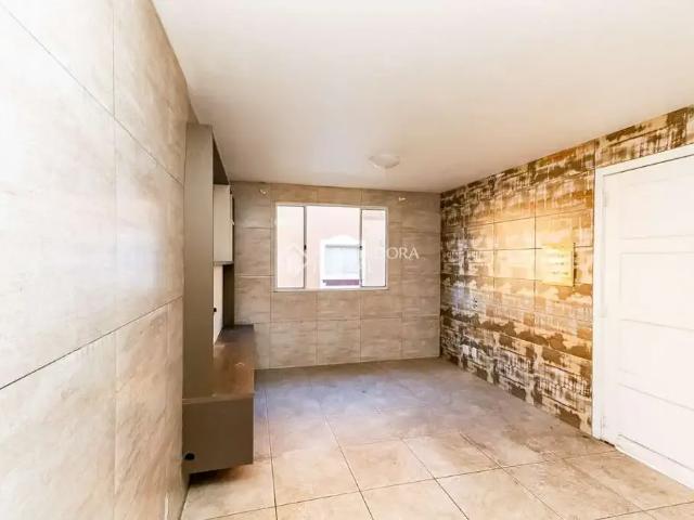 Casa / Sobrado em Condomínio para Locação em Porto Alegre/RS Protásio Alves 3 Quartos