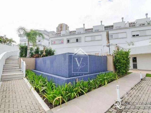 Casa / Sobrado em Condomínio para Locação em Porto Alegre/RS Praia de Belas 3 Quartos