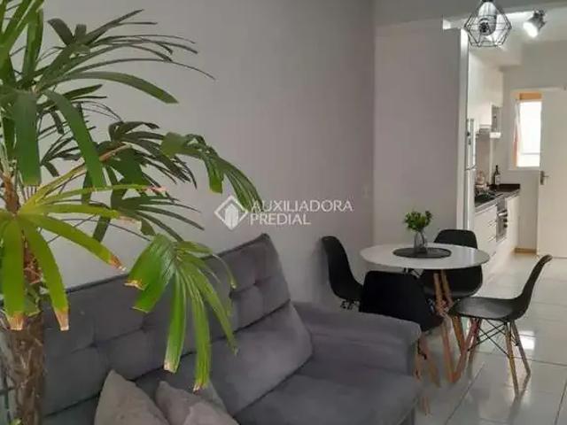 Casa / Sobrado em Condomínio para Locação em Porto Alegre/RS Restinga 2 Quartos