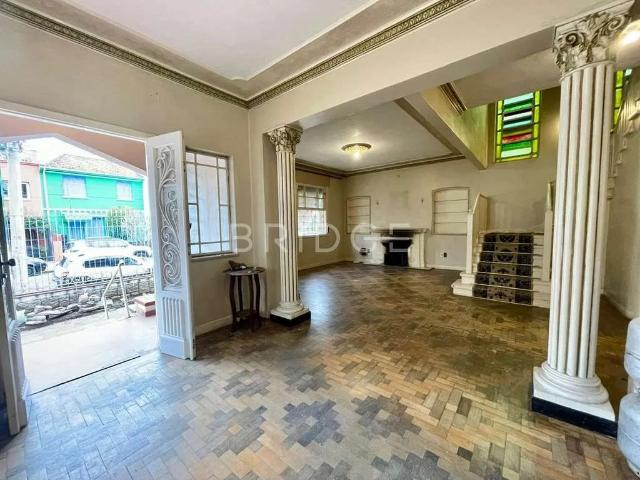 Casa / Sobrado em Condomínio para Locação em Porto Alegre/RS Rio Branco 5 Quartos