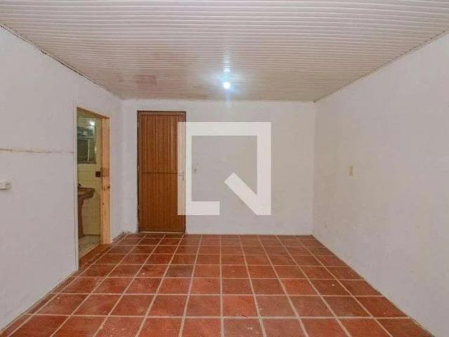 Casa / Sobrado em Condomínio para Locação em Porto Alegre/RS Sarandi 1 Quartos